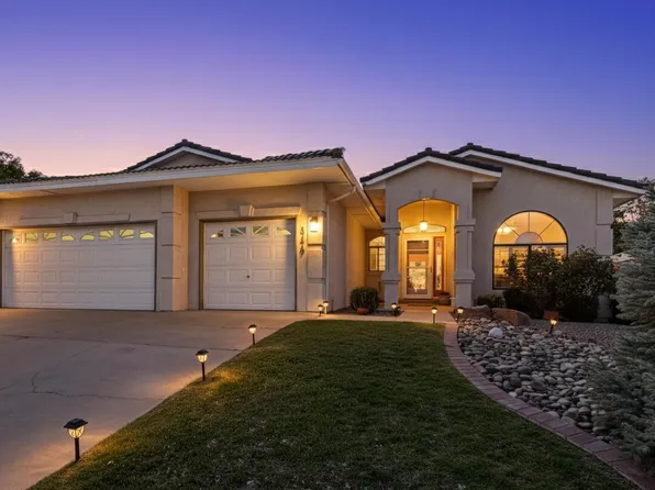 8712 New Hampton Rd NE, Albuquerque, NM 87111