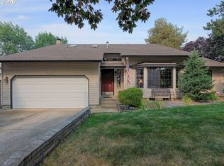 13125 SW Snowshoe Ln, Beaverton, OR 97008