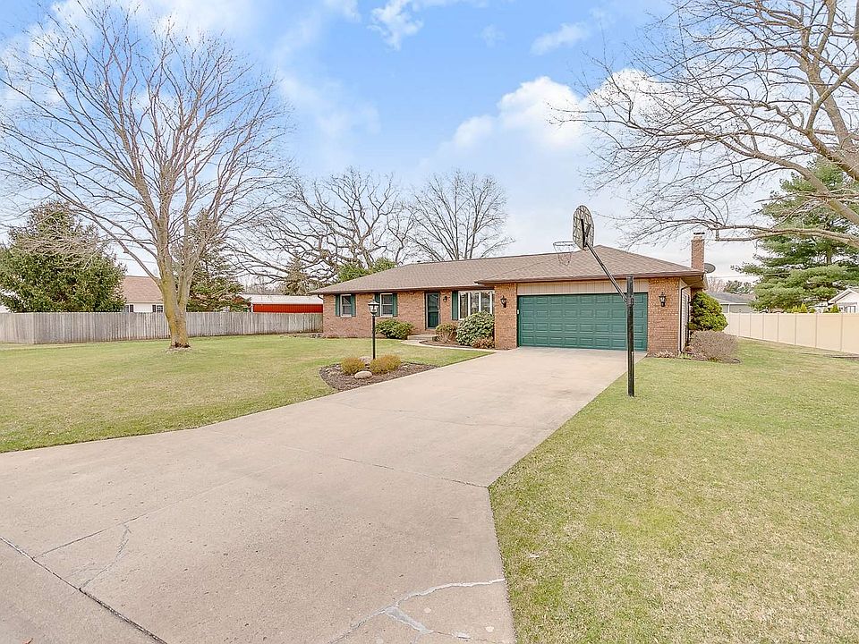 Brick Ranch 1628sf w/a Finished LL New Septic System (2018)  New Roof (2015)  New Skylights (2015)  New gutters/down-spouts (2015)  New aluminum siding (back only) (2015)  New Exterior paint (2015)  New Epoxy flooring in garage (2014)  New Well (2012)