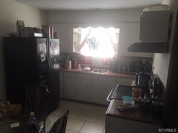 4th image of 1615 Boston Ave
