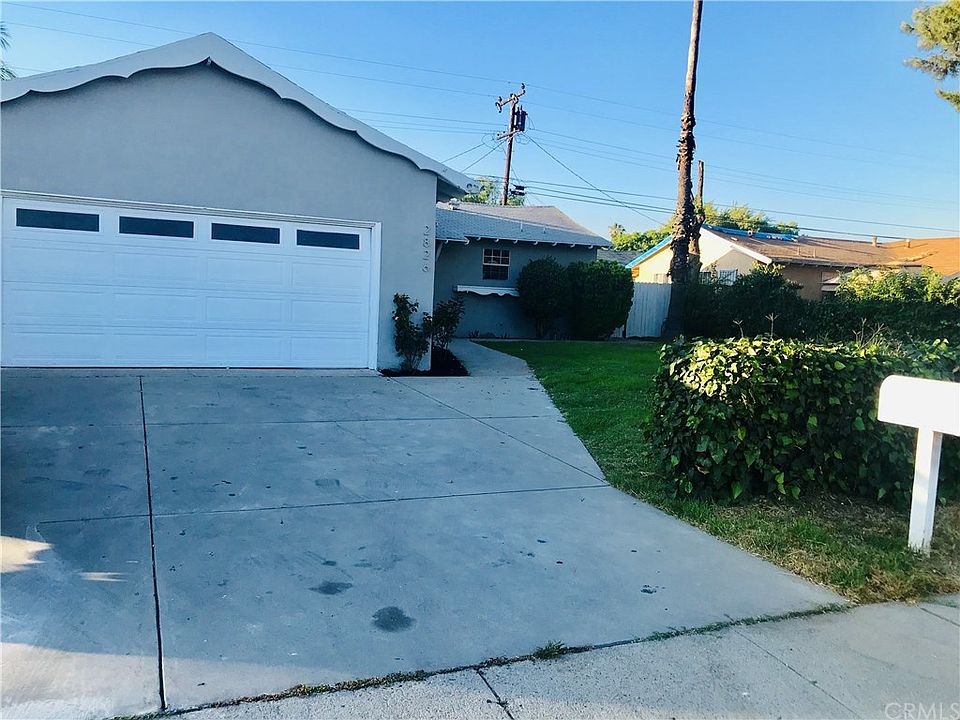 1st image of 2826 Saint Elmo Dr