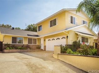 25122 Vermont Dr, Santa Clarita, CA 91321