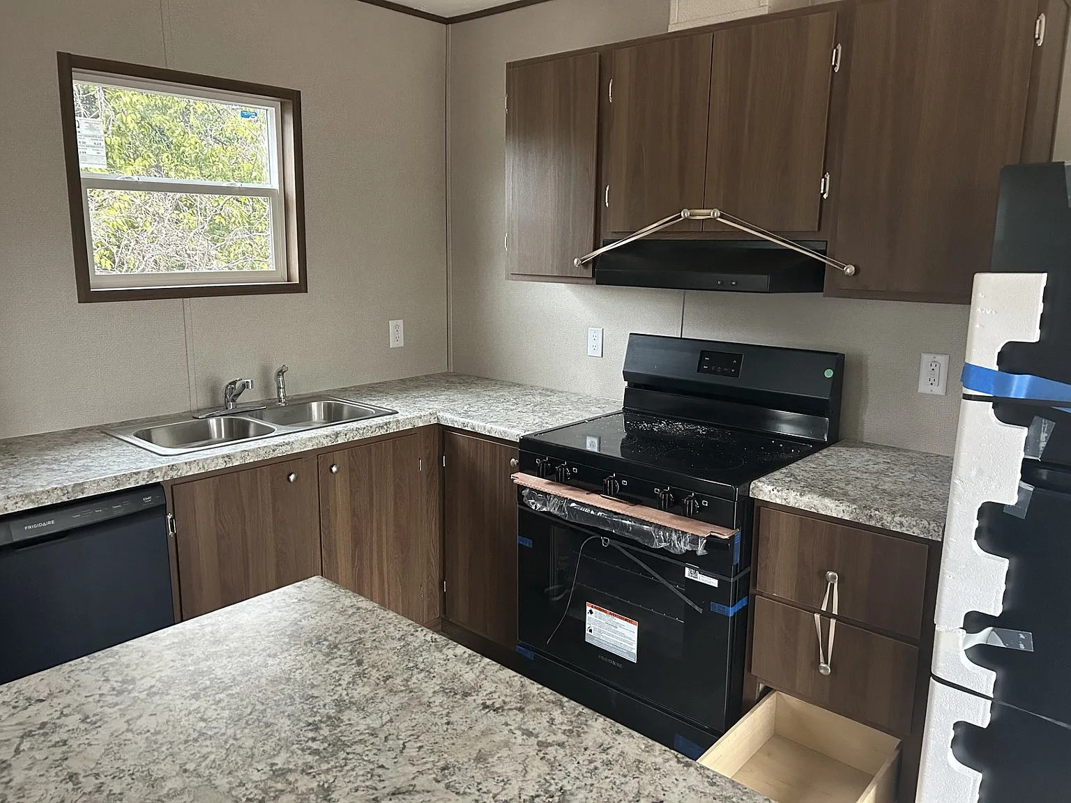3 bed, 1160 sqft, $1,200 — Photo 4