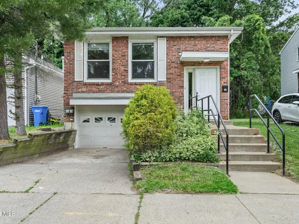 22 View Avenue, Albany, NY 12209