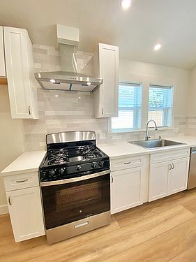 3rd image of 439 W Lime Ave #1