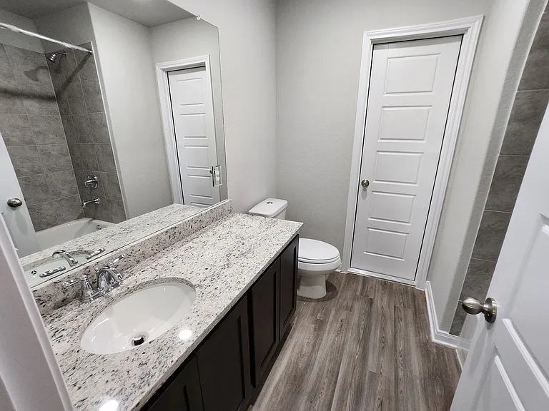 332 Caleb Ct — Photo 17