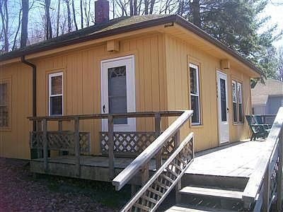 2nd image of 3328 N Lakeshore Dr