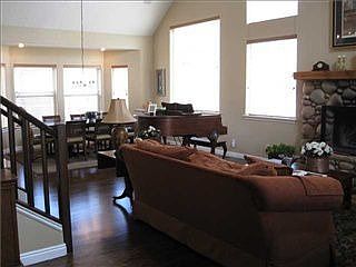 4th image of 2116 Belle Starr Ct