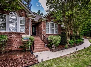 4559 Lake Shore Rd N, Denver, NC 28037