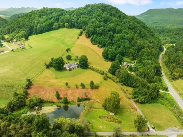 2561 E Carters Valley Rd, Gate City, VA 24251