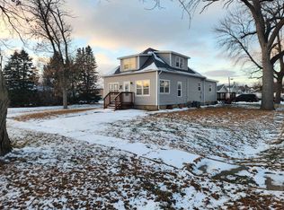 204 Saint Clare Ave, Genoa, NE 68640