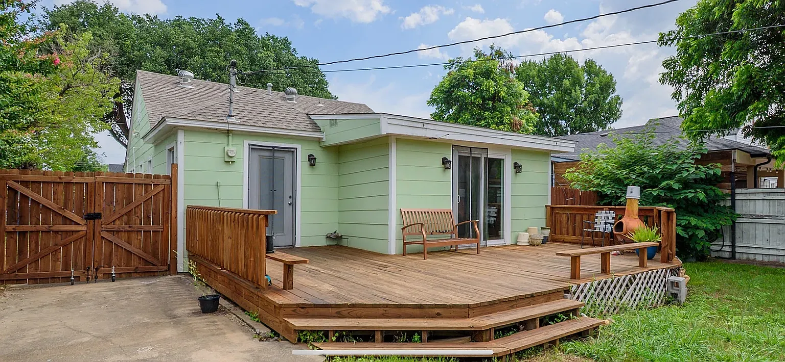 3 bed, 1116 sqft, $2,200 — Photo 4