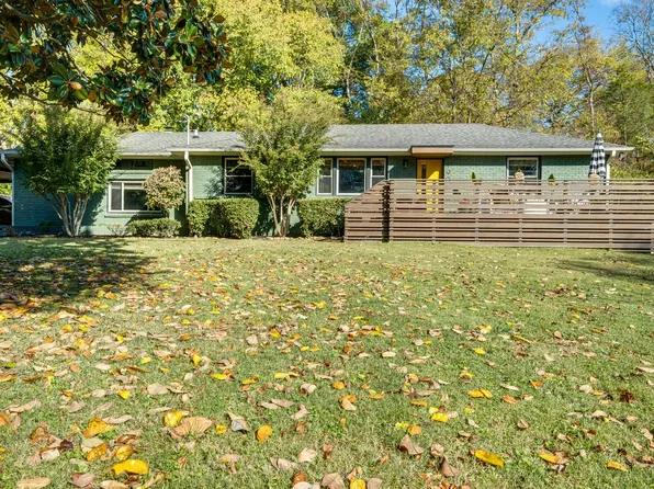 490 Rochelle Dr, Nashville, TN 37220