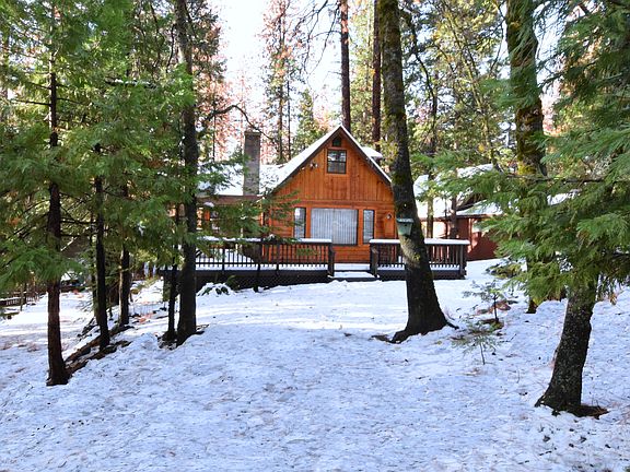 2nd image of 22734 Spruce Dr