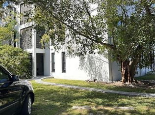 5991 SW 76th St APT C4, Miami, FL 33143