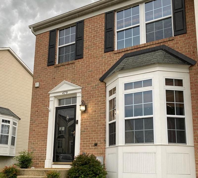 1st image of 479 Amelanchier Ct
