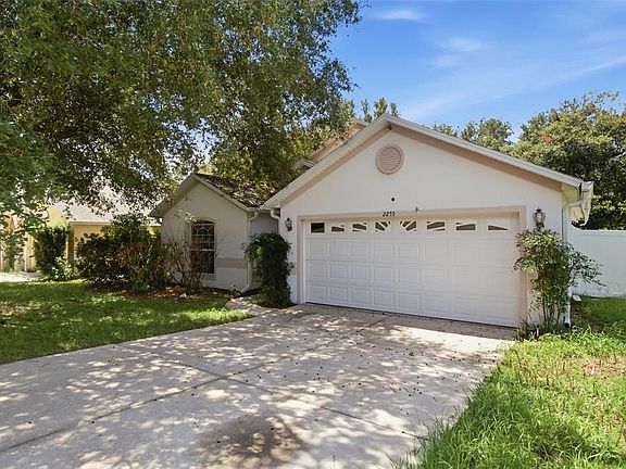 3rd image of 2255 Merry Rd
