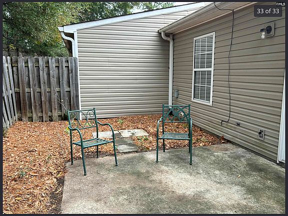 3rd image of 144 Cedar Glen Ln