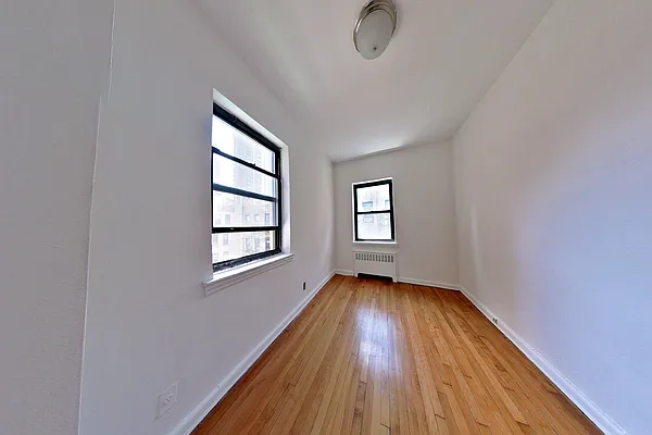 Rented by CitySites Real Estate Group | media 2