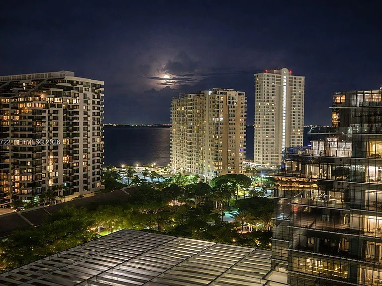 701 Brickell Key Blvd #1611 — Photo 4