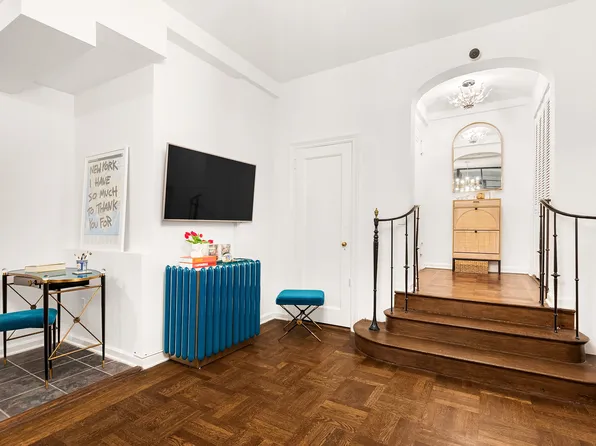 235 East 73rd Street image 3 of 6