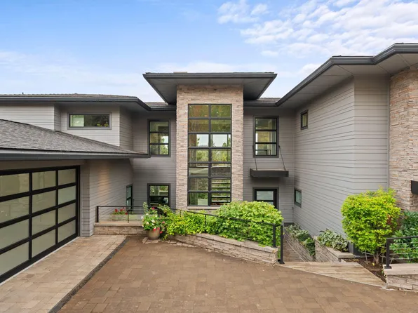 3425 NW Fairway Heights Dr, Bend, OR 97703