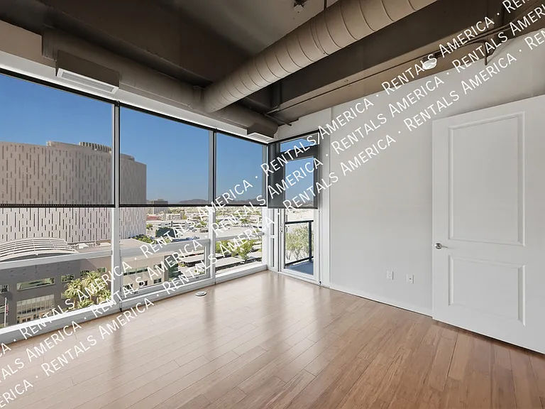 1 E Lexington Ave #905 — Photo 20