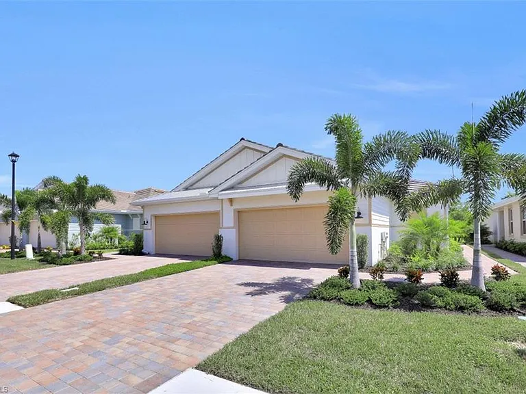 14663 Edgewater Cir — Photo 3