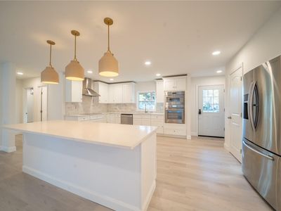 47 Kingfisher Road, Levittown, NY, 11756
