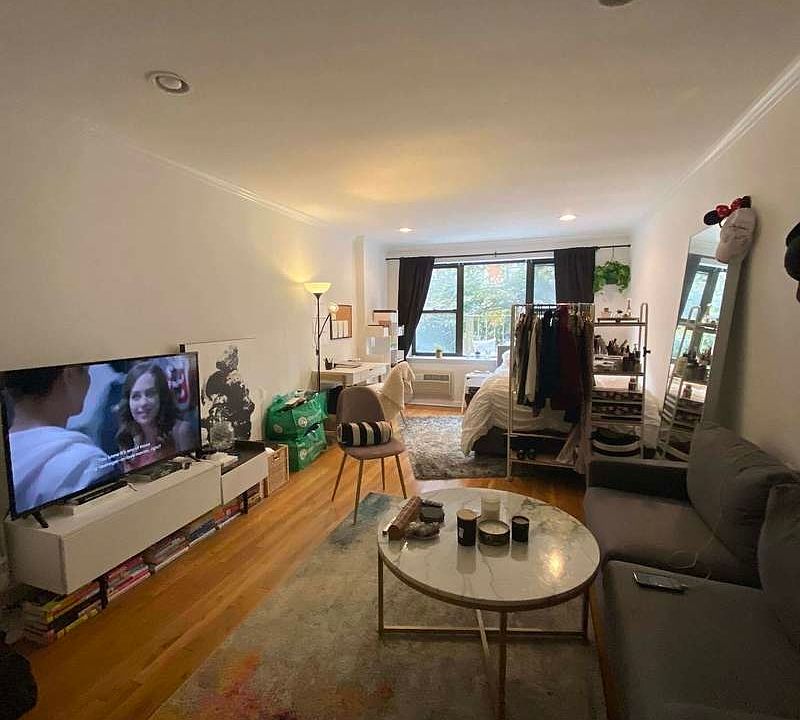 1st image of 311 E 84th St APT 3A