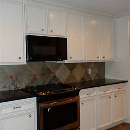 3rd image of 5111 Creekbend Dr