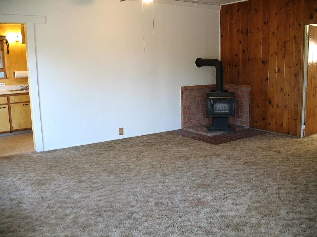1 bed, 900 sqft, $1,900 — Photo 4