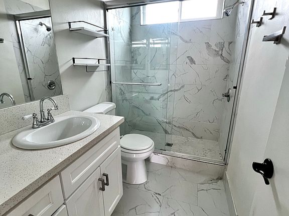 2nd image of 1117 24th St #5