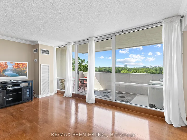 240 Scarlett Rd #711 — Photo 15
