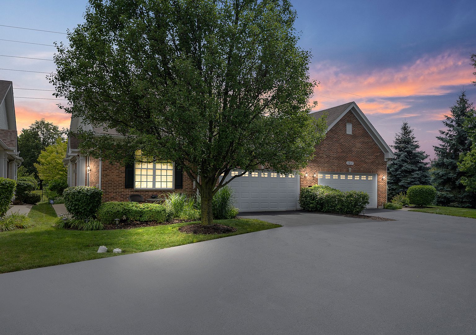 【K.RAMONE】 2859 Bond Cir, Naperville, IL 60563 | Zillow