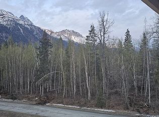 8330 S River Dr, Palmer, AK 99645