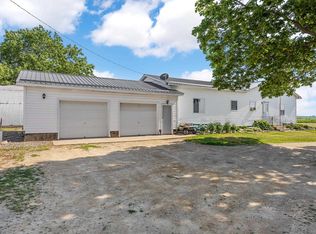 1385 227th Ave, Greeley, IA 52050