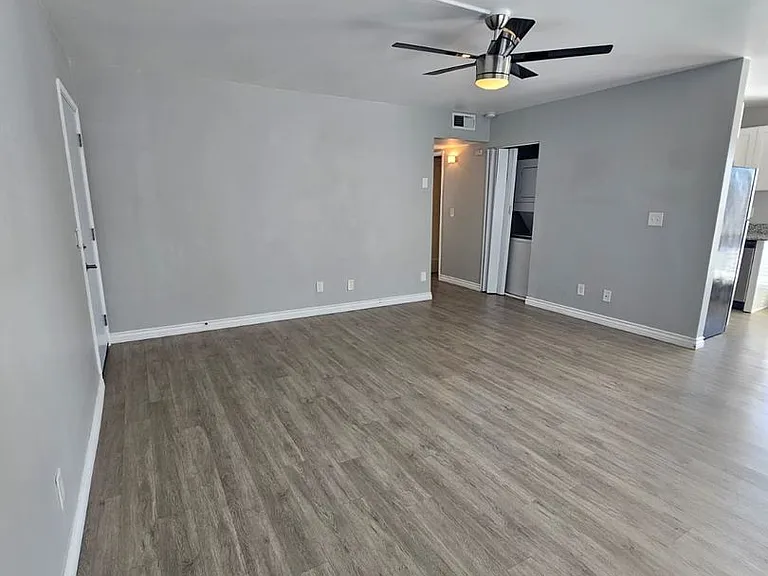 4541 Contour Blvd. — Photo 3