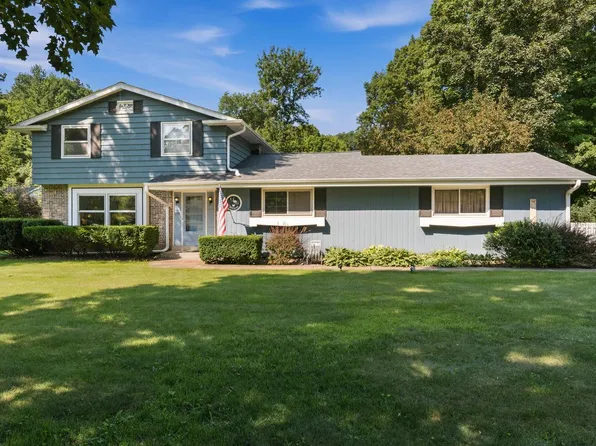 755 Tower Hill DRIVE, Brookfield, WI 53045