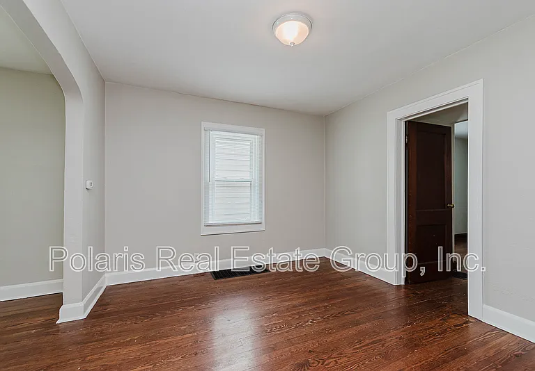 6222 Kingsley Dr — Photo 7