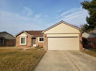 46790 Partridge Creek Dr, Macomb, MI