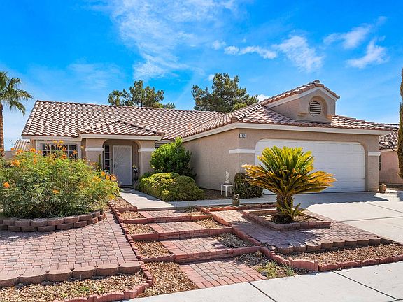 2nd image of 4620 Carmar Dr