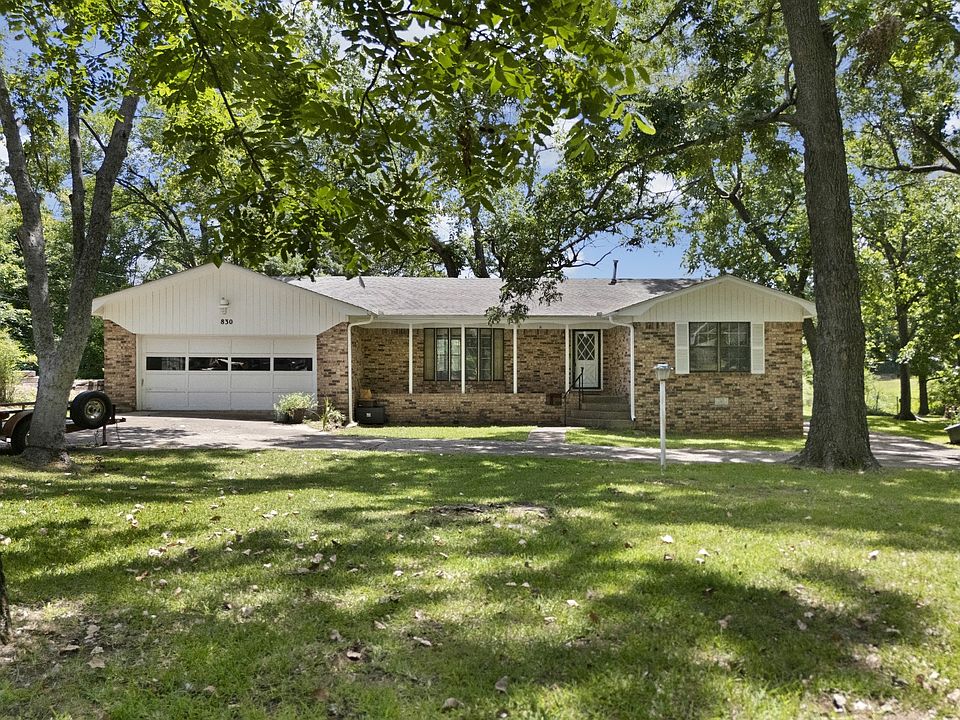 1st image of 830 Layne Dr