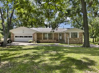 830 Layne Dr, Denison, TX 75020
