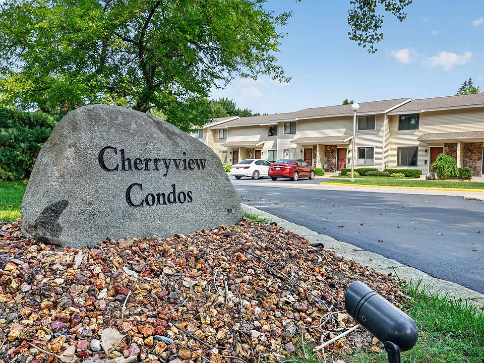 1st image of 225 Cherryview Dr