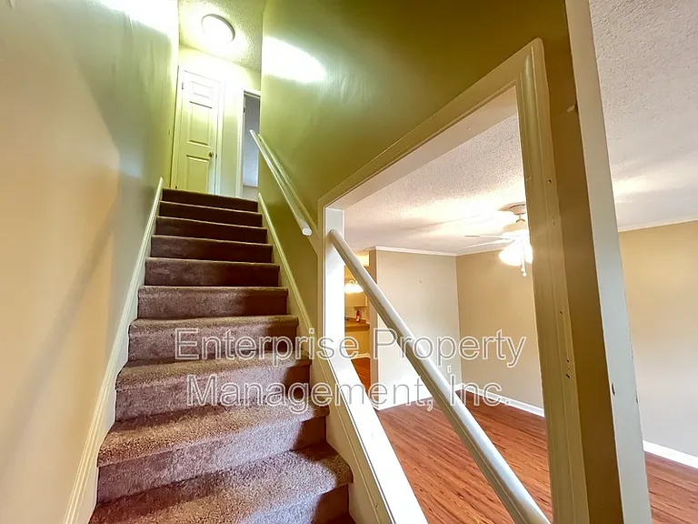 3244 Southern Ave — Photo 12