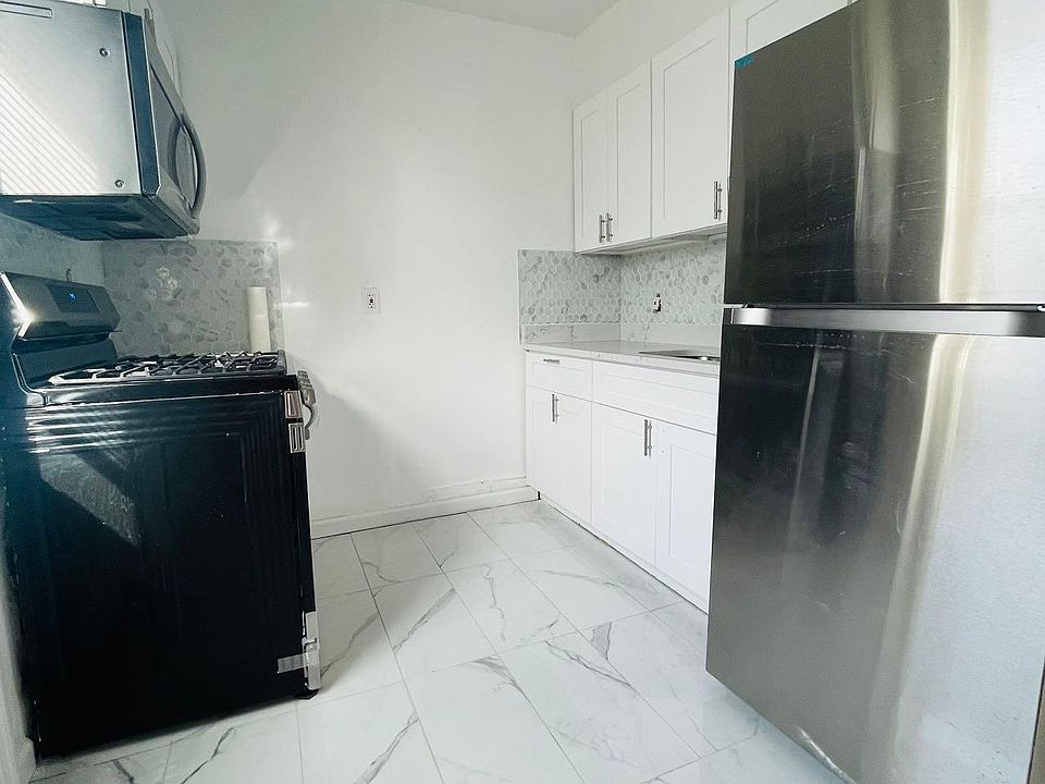 2nd image of 8658 260th St Floor 2