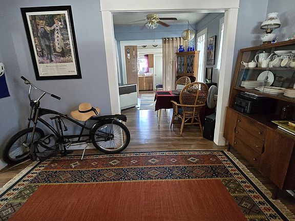 4th image of 1906 1/2 Adams Ave