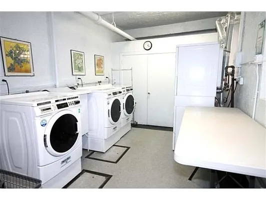 Sold by Compass Realty Central Inc. | media 17