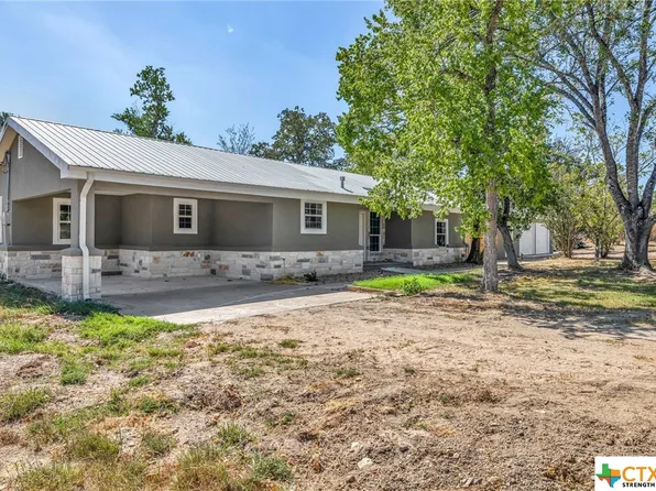 277 Big Bow, Smithville, TX 78957